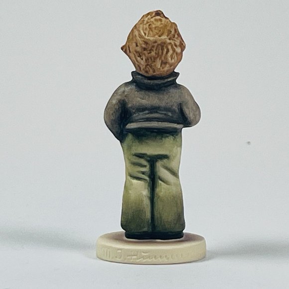 Vintage 1986 Goebel Hummel Soloist Figurine #135 4/0  TMK 6 w/Box - Picture 2 of 7